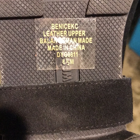 Suede boots - Picture 5 of 8